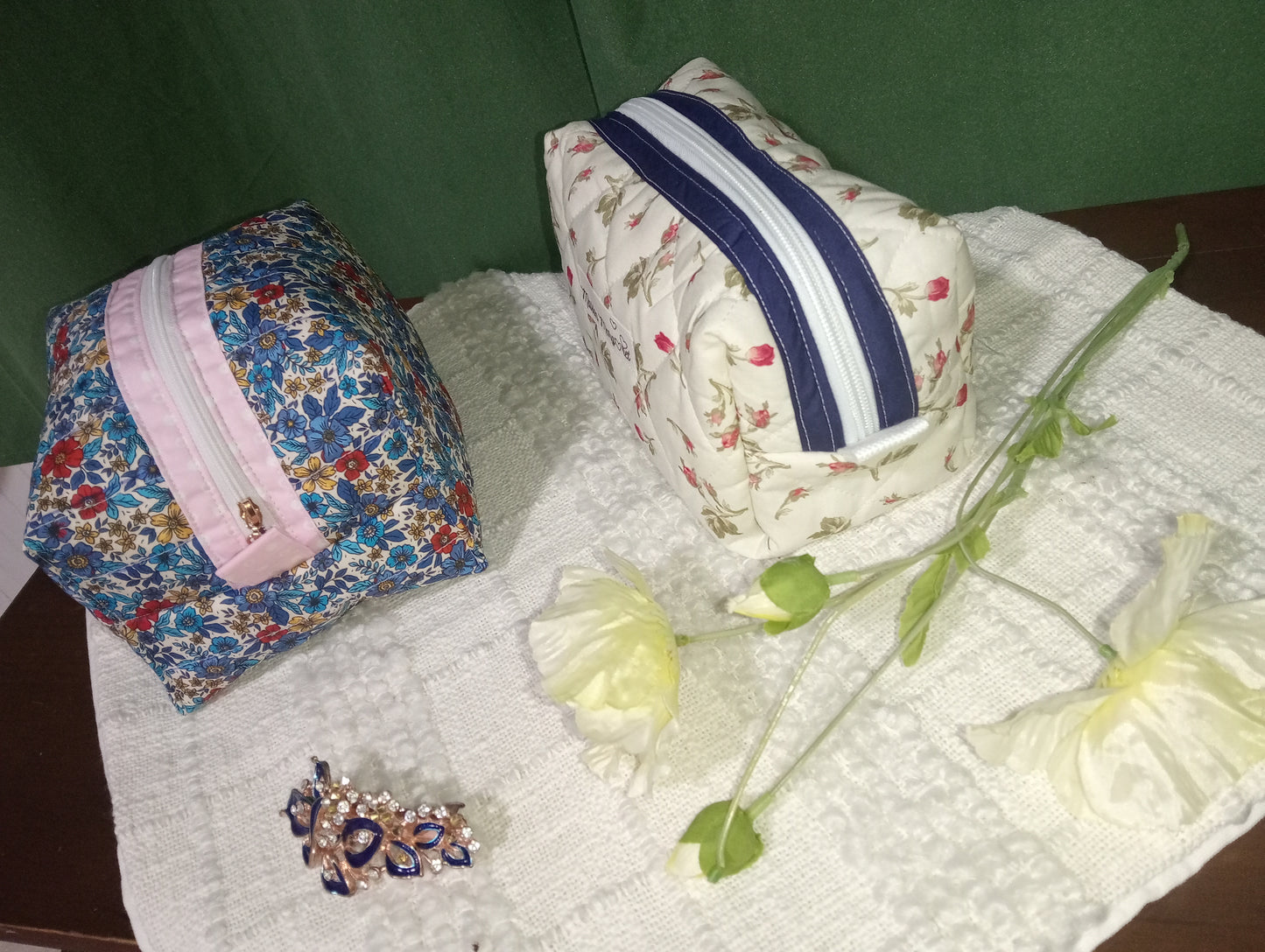 Handmade Boxy Makeup Case l Scattered Rosebuds l Quilted Cosmetic Bag l Cotton Toiletry Case with Blue/White check Gingham Lining.